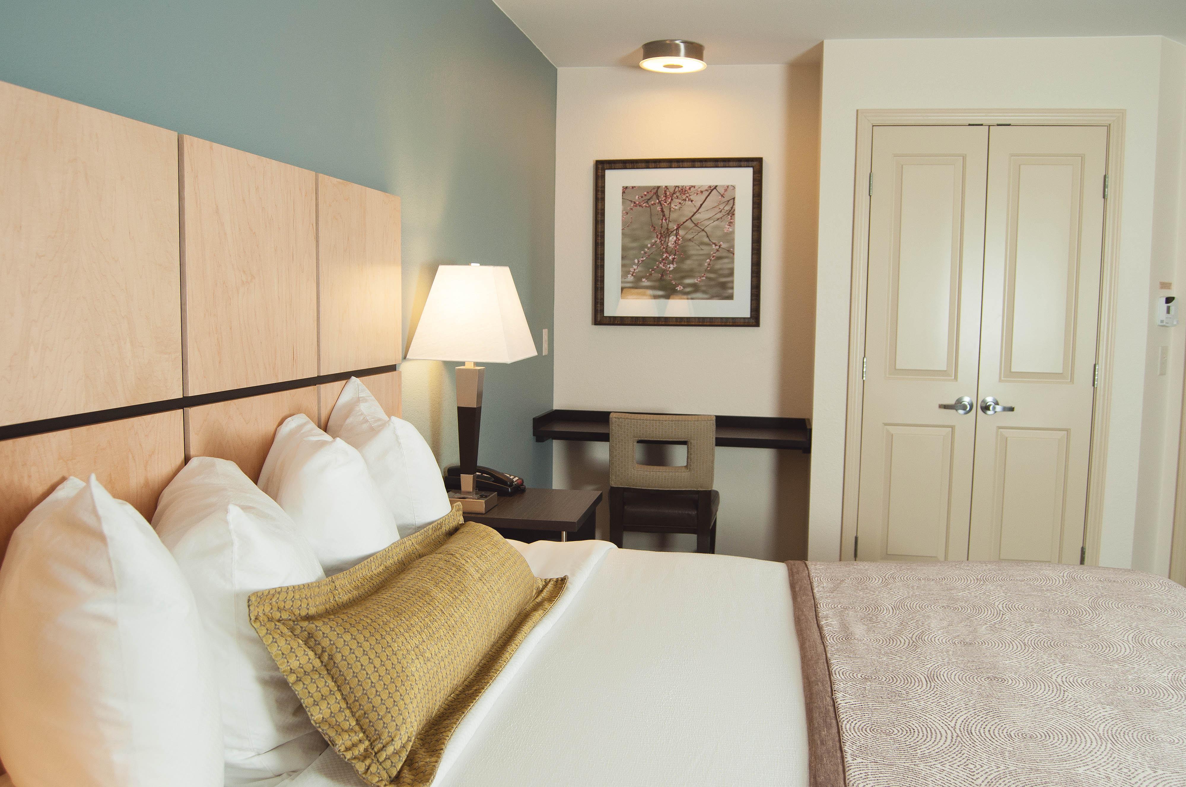 Candlewood Suites Denver North - Thornton By Ihg Экстерьер фото